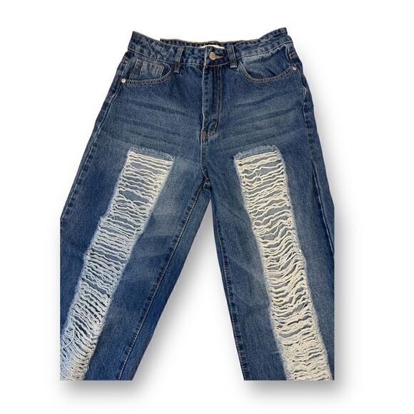 Almost Famous Distressed Straight Jeans Size 5 - Picture 4 of 9